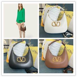 Picture of Valentino Lady Handbags _SKUfw118564529fw